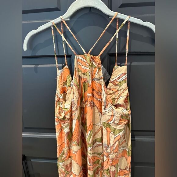 Flirty and fun dress - Picture 4 of 6